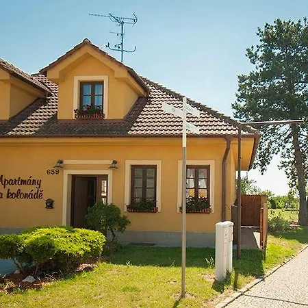 Na Kolonade * Леднице