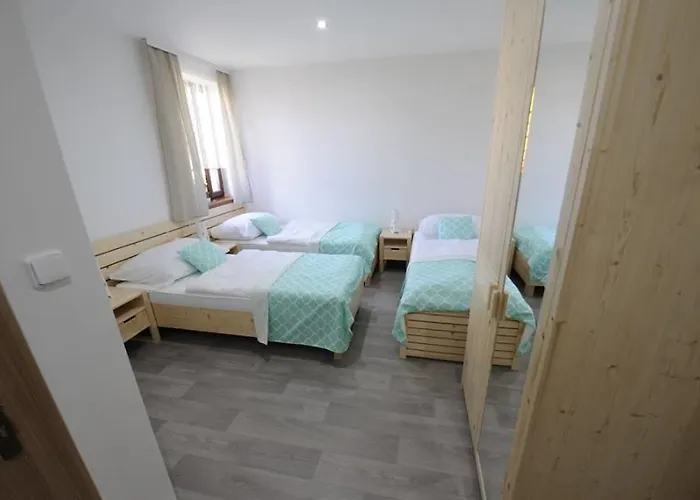 Na Kolonade *
