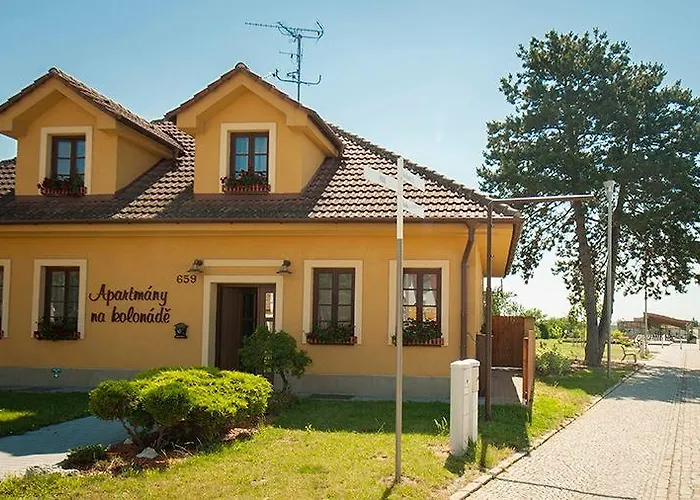 Na Kolonade * Lednice